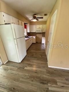 Recently Rented: $1,250 (3 beds, 2 baths, 1064 Square Feet)