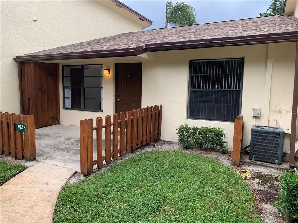 Recently Sold: $175,000 (2 beds, 2 baths, 1026 Square Feet)