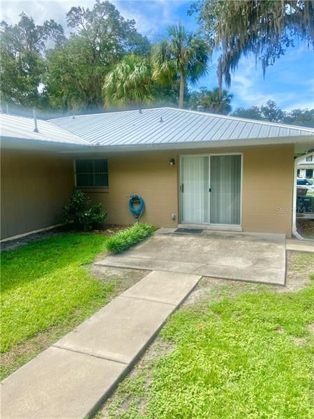 Recently Rented: $900 (2 beds, 1 baths, 750 Square Feet)