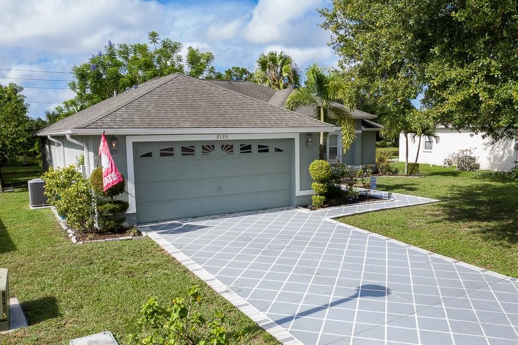 Recently Sold: $292,900 (3 beds, 2 baths, 1449 Square Feet)