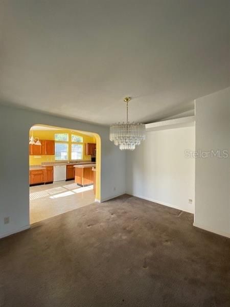 Recently Rented: $1,695 (3 beds, 2 baths, 2094 Square Feet)