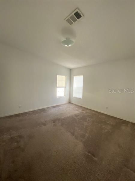 Recently Rented: $1,695 (3 beds, 2 baths, 2094 Square Feet)
