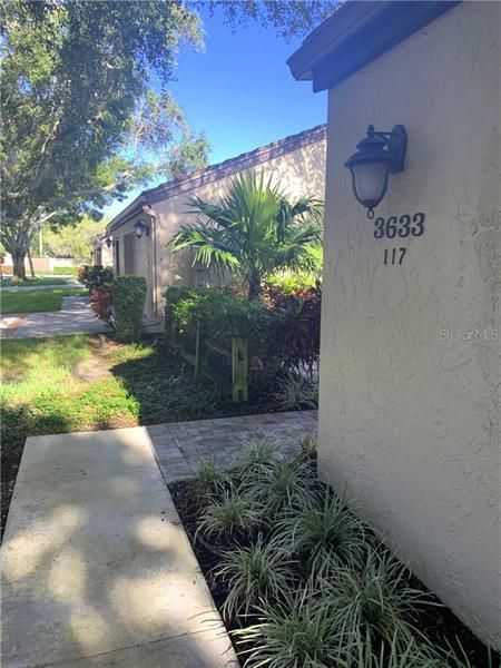 Recently Sold: $350,000 (2 beds, 2 baths, 1654 Square Feet)