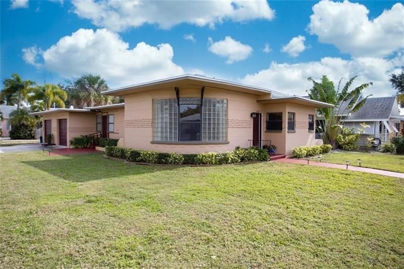Recently Sold: $359,000 (2 beds, 1 baths, 1270 Square Feet)