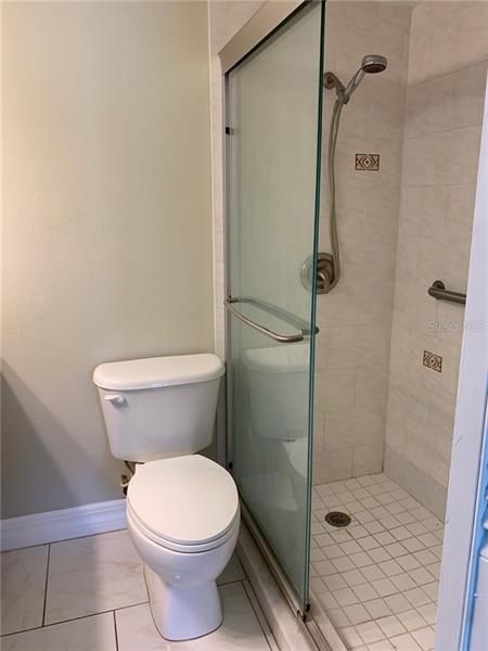 最近租的: $1,000 (2 贝兹, 2 浴室, 1200 平方英尺)
