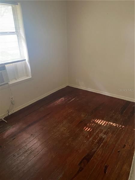Recently Rented: $695 (1 beds, 1 baths, 480 Square Feet)