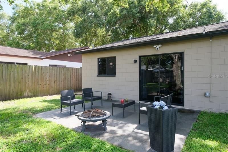 Recently Sold: $249,900 (2 beds, 2 baths, 1097 Square Feet)