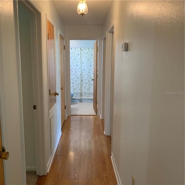 Recently Rented: $1,100 (3 beds, 2 baths, 1475 Square Feet)