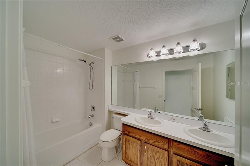 最近租的: $1,595 (4 贝兹, 2 浴室, 1995 平方英尺)