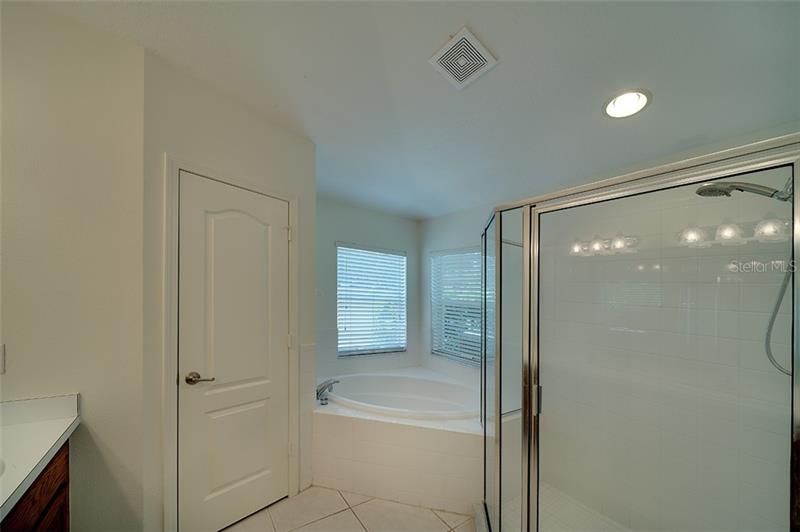 最近租的: $1,595 (4 贝兹, 2 浴室, 1995 平方英尺)