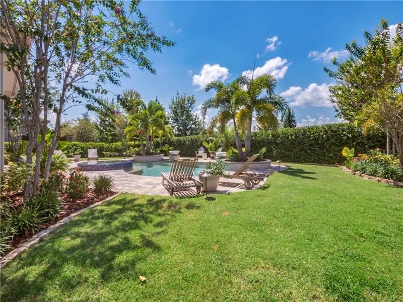 Recently Sold: $985,000 (5 beds, 4 baths, 4787 Square Feet)