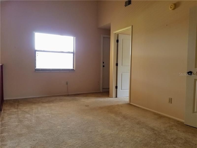 Recently Rented: $3,500 (4 beds, 3 baths, 2676 Square Feet)