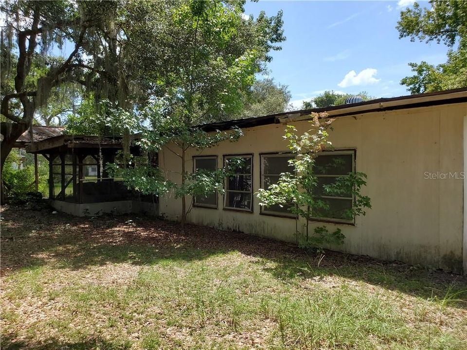 Rear of Bonus Room and Screen Porch