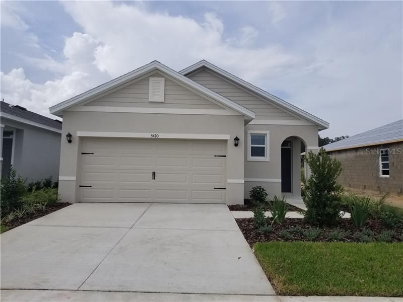 Recently Sold: $227,990 (3 beds, 2 baths, 1504 Square Feet)