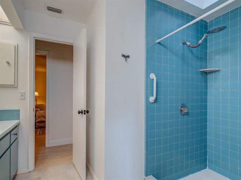 最近租的: $3,750 (4 贝兹, 3 浴室, 2640 平方英尺)