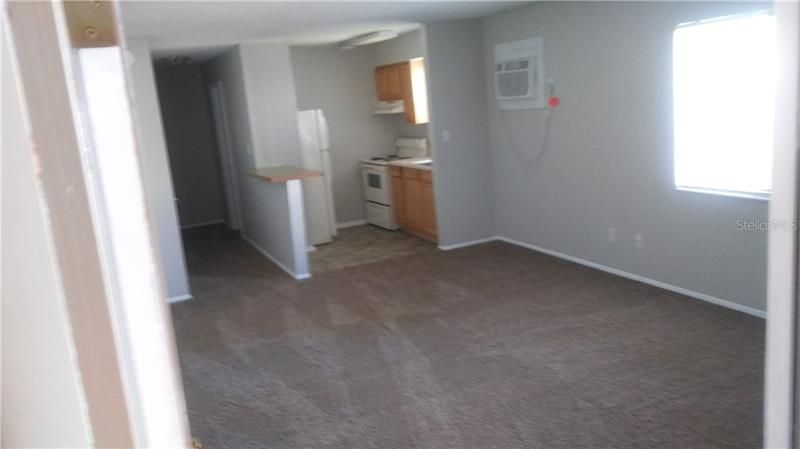 Recently Rented: $825 (1 beds, 1 baths, 476 Square Feet)