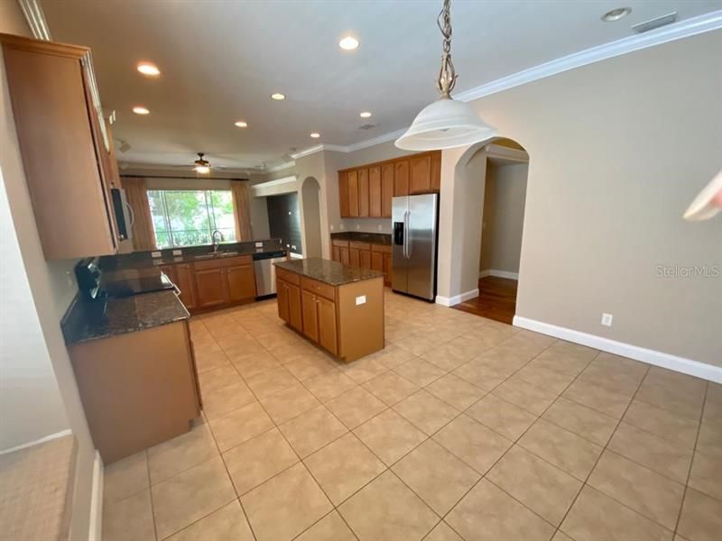 Very Spacious Kitchen