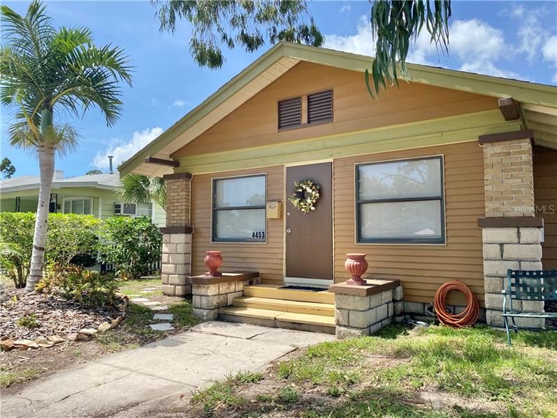 Recently Sold: $179,900 (4 beds, 1 baths, 1729 Square Feet)