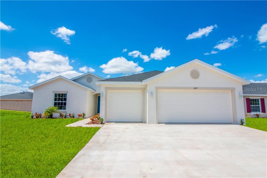 Recently Sold: $320,000 (4 beds, 2 baths, 2105 Square Feet)