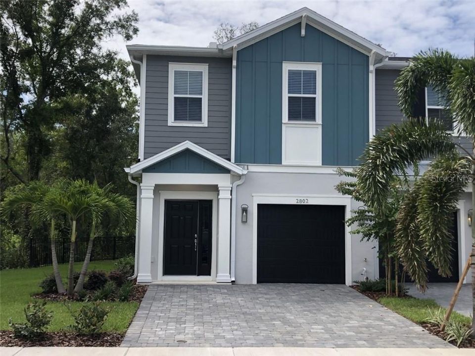 Vendido Recientemente: $328,550 (3 camas, 2 baños, 1824 Pies cuadrados)