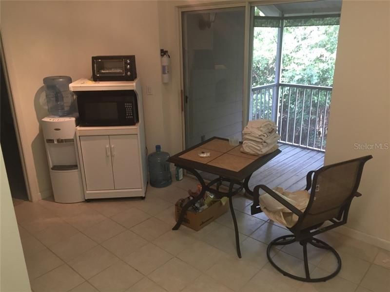 Recently Rented: $1,195 (2 beds, 2 baths, 1098 Square Feet)