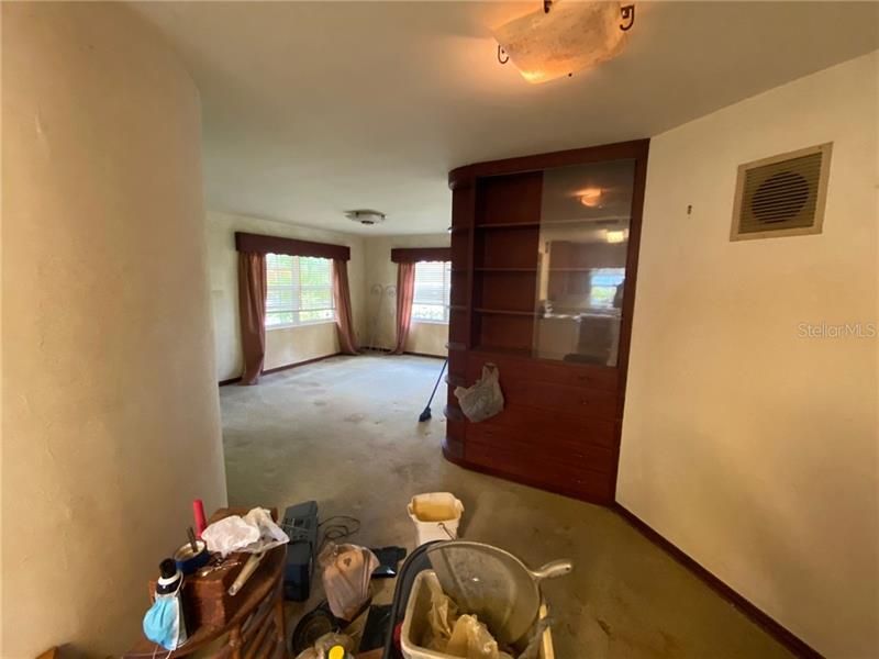 Recently Sold: $190,000 (3 beds, 2 baths, 1226 Square Feet)