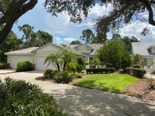 Недавно продано: $330,000 (2 спален, 2 ванн, 1609 Квадратных фут)