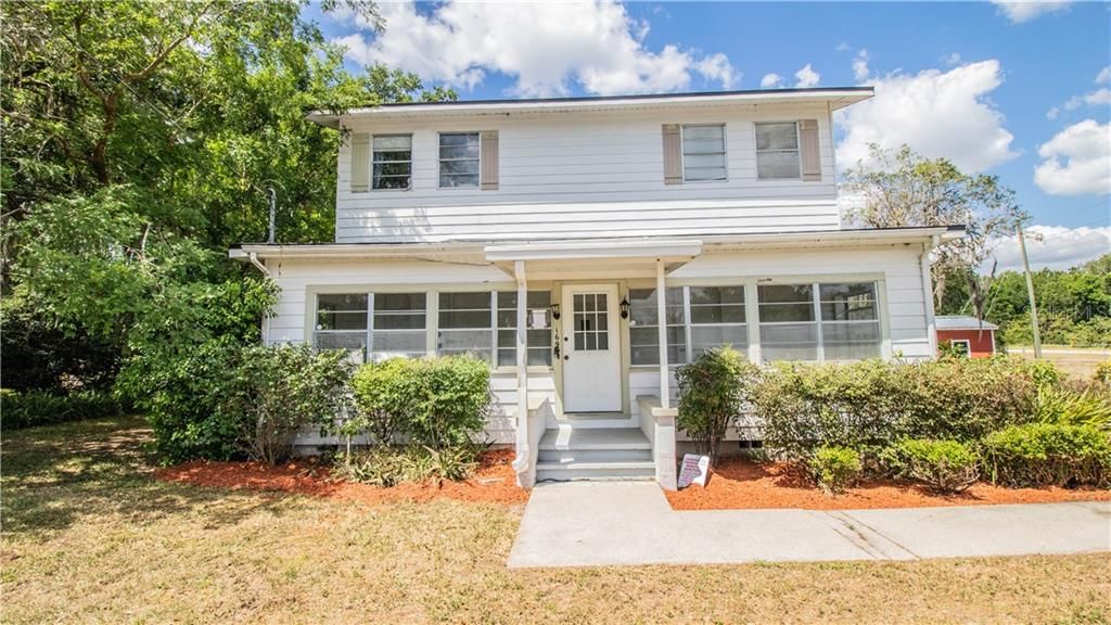 Recently Sold: $299,900 (4 beds, 3 baths, 2732 Square Feet)