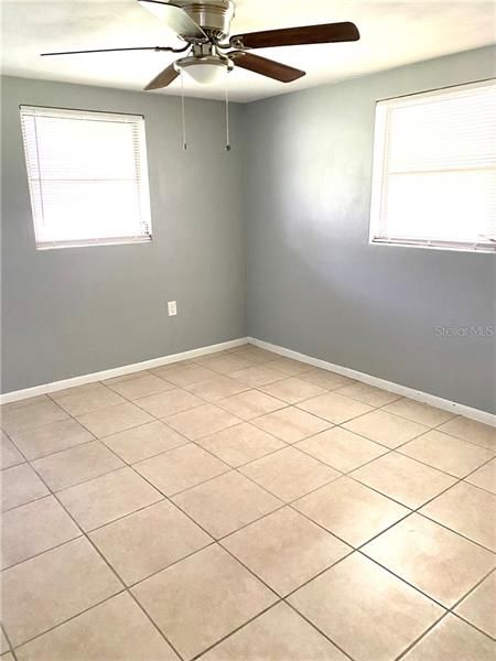 Recently Rented: $1,000 (3 beds, 1 baths, 1020 Square Feet)