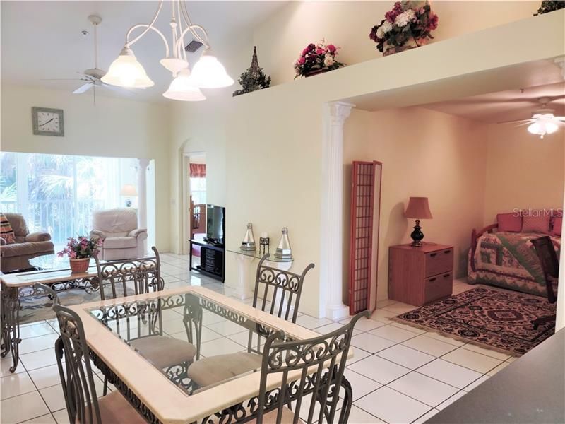 Recently Rented: $1,400 (2 beds, 2 baths, 1466 Square Feet)