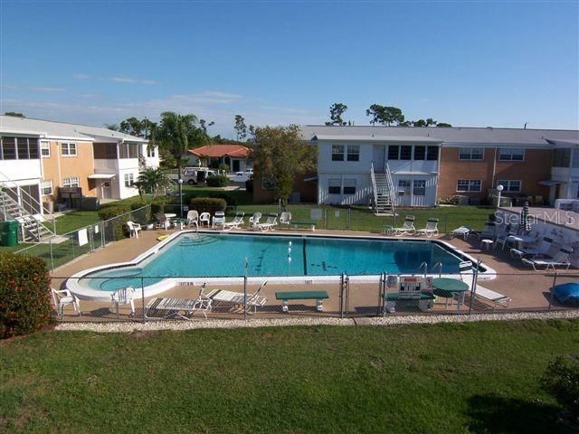 Recently Rented: $1,800 (2 beds, 2 baths, 957 Square Feet)