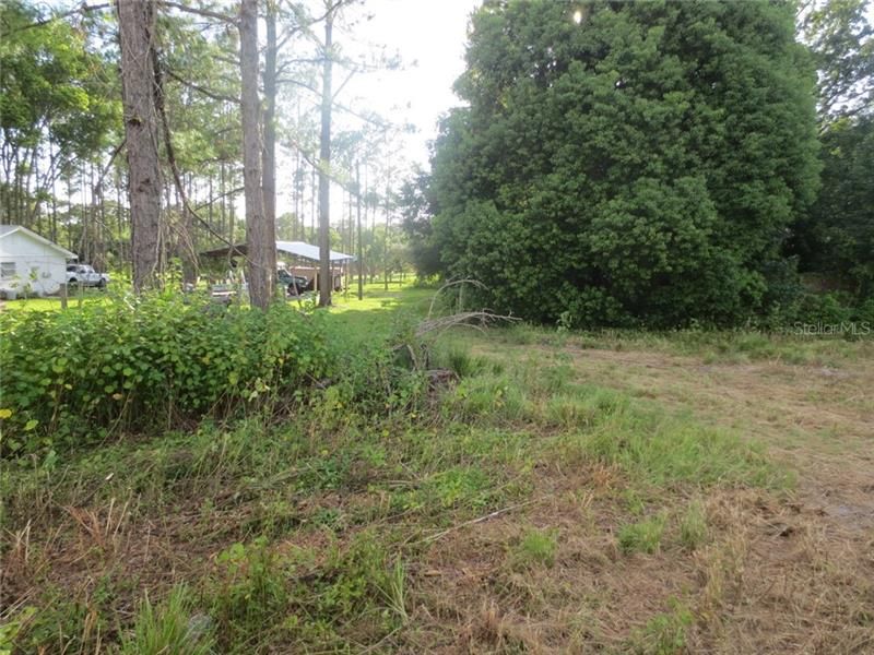 Vendido Recientemente: $99,000 (3.95 acres)