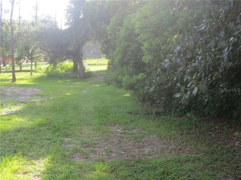 Vendido Recientemente: $99,000 (3.95 acres)