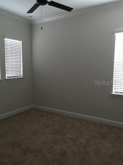 Recently Rented: $2,000 (3 beds, 2 baths, 1945 Square Feet)