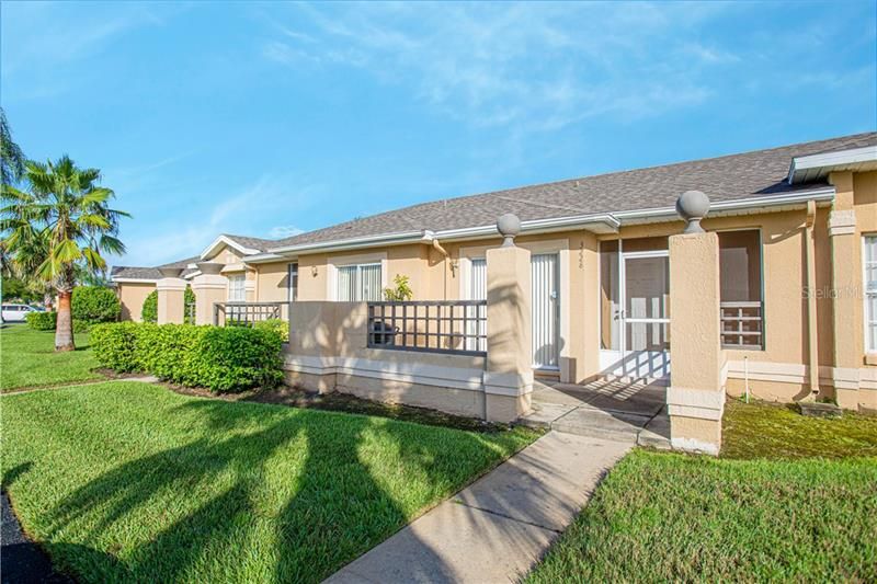 Recently Sold: $152,900 (2 beds, 2 baths, 952 Square Feet)