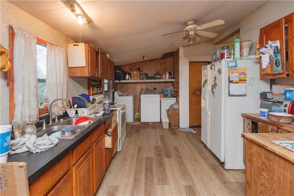 Vendido Recientemente: $100,000 (3 camas, 2 baños, 1344 Pies cuadrados)