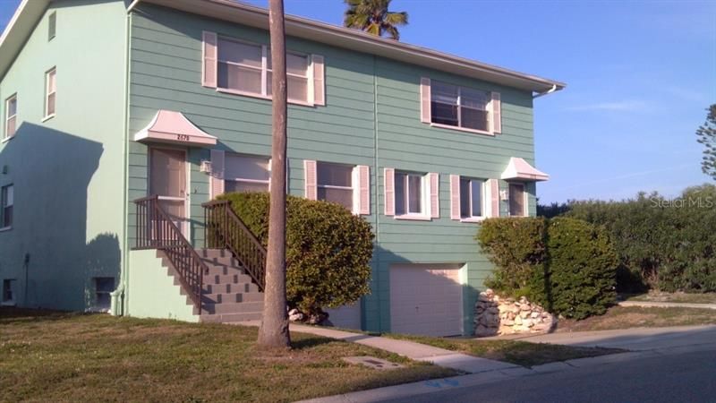 Recently Rented: $3,150 (2 beds, 2 baths, 1584 Square Feet)