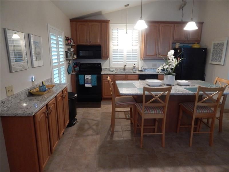 Recently Sold: $198,500 (1 beds, 1 baths, 750 Square Feet)