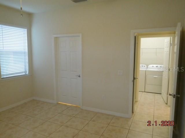 Recently Rented: $1,700 (2 beds, 2 baths, 1500 Square Feet)