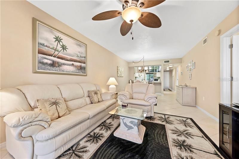 Recently Sold: $529,000 (2 beds, 2 baths, 1078 Square Feet)