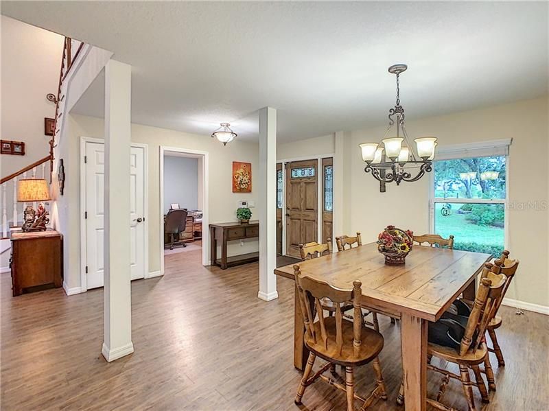 Dining room is 10' x 15' and offers plenty of space to set up extra large table(s) for those large family gatherings.
