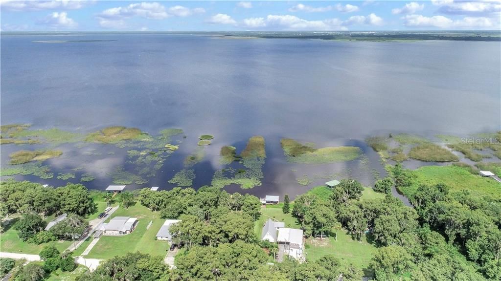 Lake Istokpoga, 5 miles wide by 10 miles long. It is considered to be the 5th largest lake in the state of Florida. Do you hear the fish calling you?