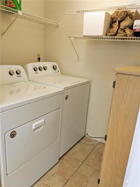 Inside Laundry - Washer & Dryer included