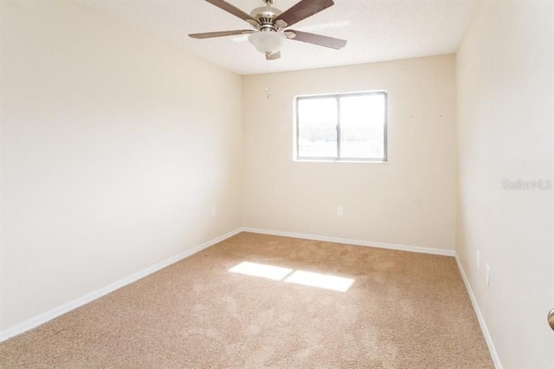 Recently Rented: $1,399 (3 beds, 2 baths, 1078 Square Feet)