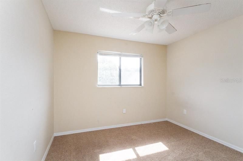 Recently Rented: $1,399 (3 beds, 2 baths, 1078 Square Feet)