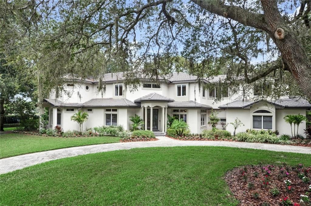 Recently Sold: $1,597,900 (6 beds, 5 baths, 5769 Square Feet)