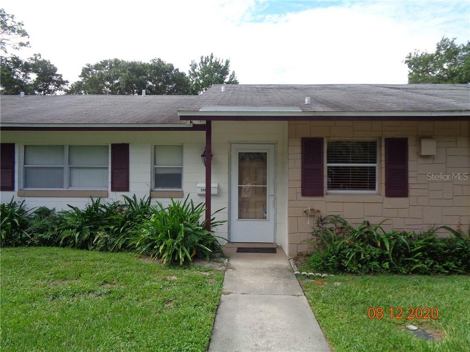 Recently Sold: $104,900 (2 beds, 2 baths, 979 Square Feet)