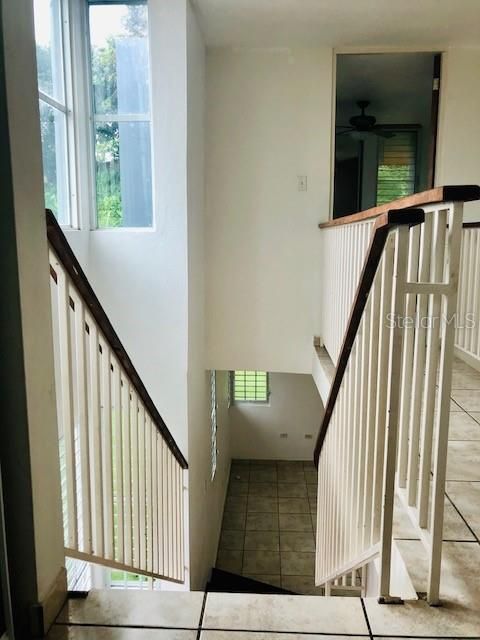 Vendido Recientemente: $185,500 (4 camas, 2 baños, 2130 Pies cuadrados)