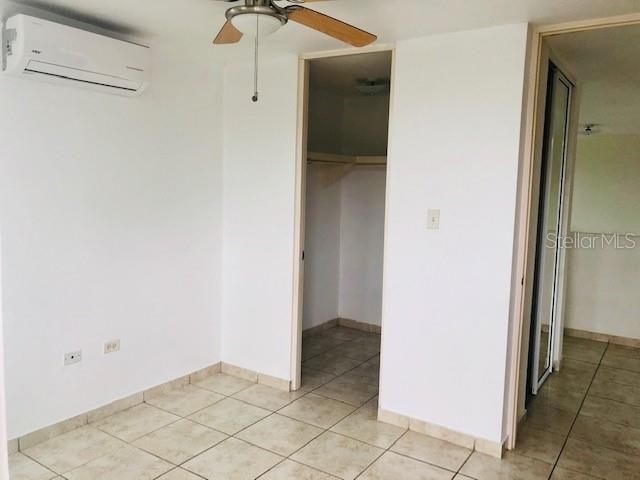 Vendido Recientemente: $185,500 (4 camas, 2 baños, 2130 Pies cuadrados)