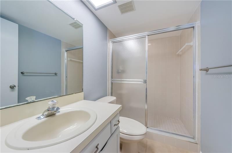 最近售出: $149,900 (2 贝兹, 2 浴室, 1100 平方英尺)